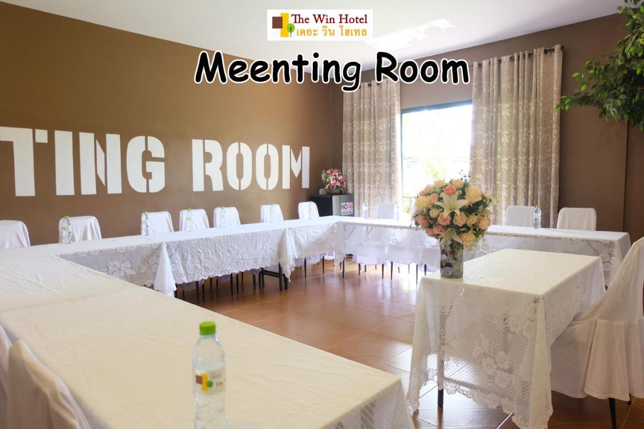 The Win Hotel Bang Saphan Exterior photo
